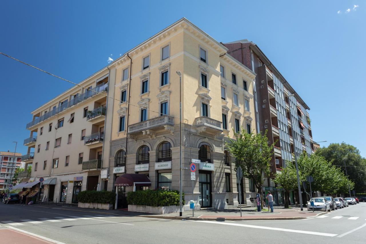 Hotel La Nuova Rotaia Gallarate Exterior foto